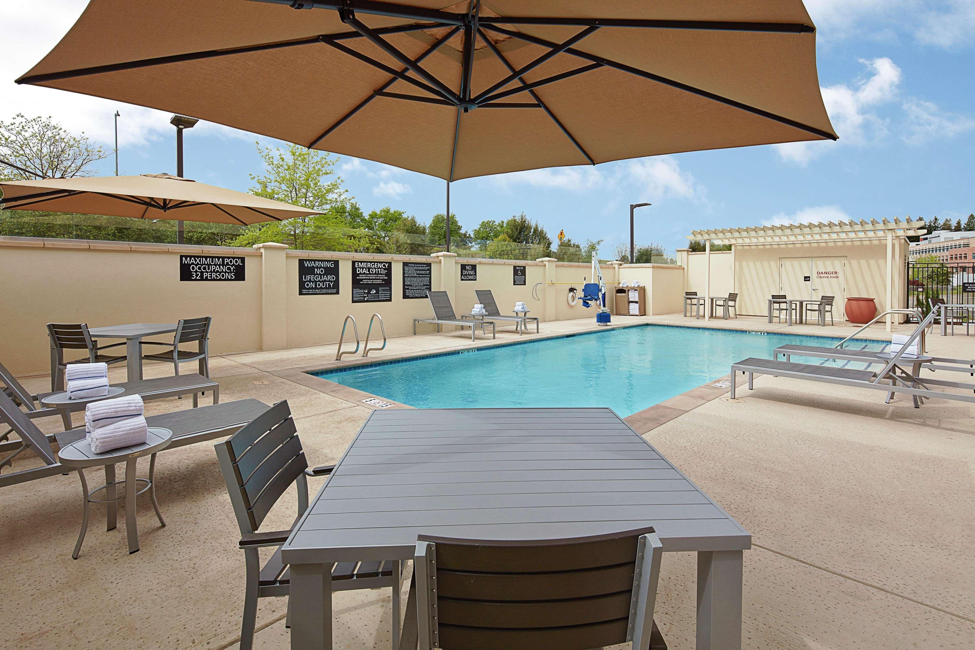Hampton Inn & Suites Sacramento At Csus Exterior foto